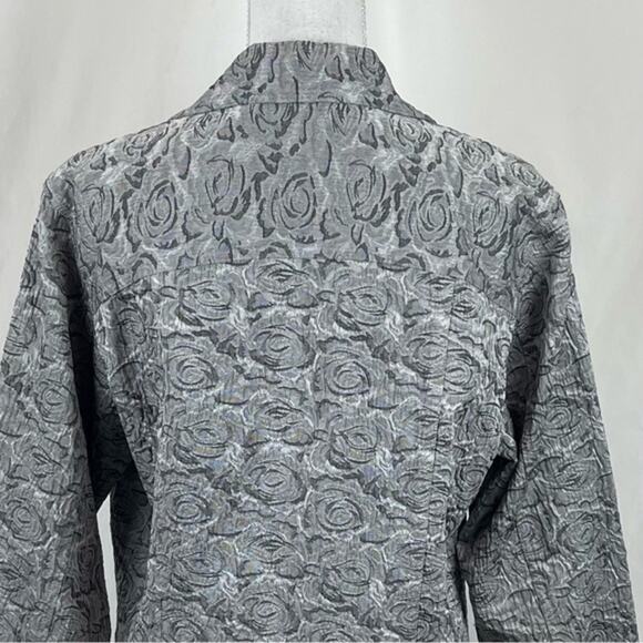 Chico’s Gray & Silver Floral Print Textured CottageCore Jacket NWOT Size 12 - Picture 5 of 11
